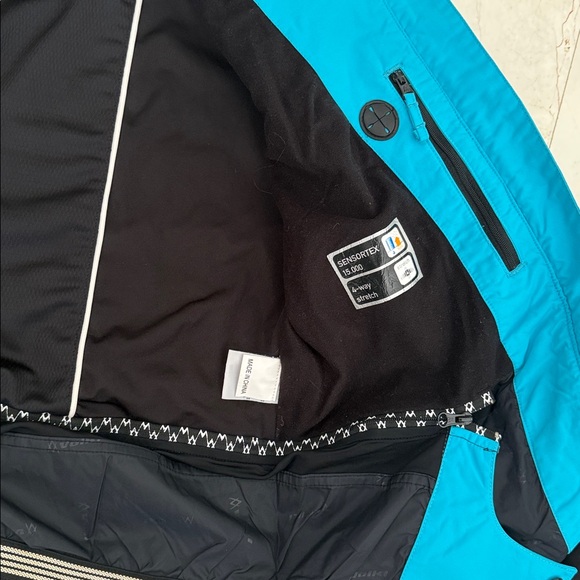 Black and Blue Zip-Up Soft Shell Ski Jacket- sz-10 - Picture 6 of 6